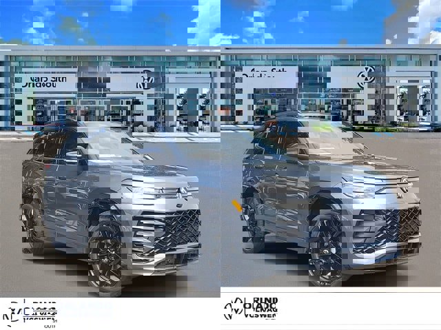 New 2025 Volkswagen Tiguan SE R-Line