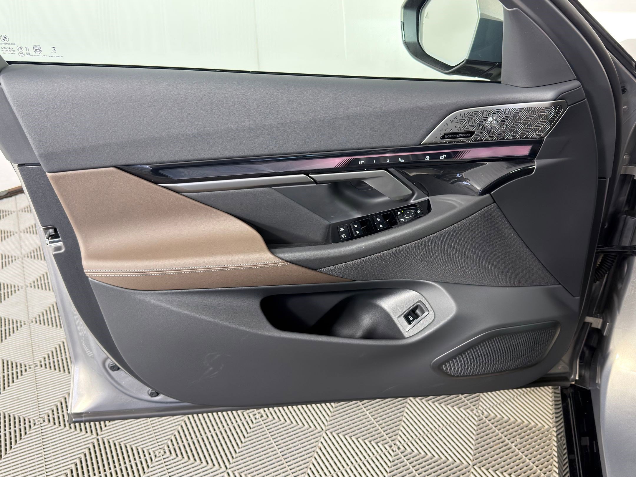 New 2026 BMW 540i xDrive w/ Executive Package image 19