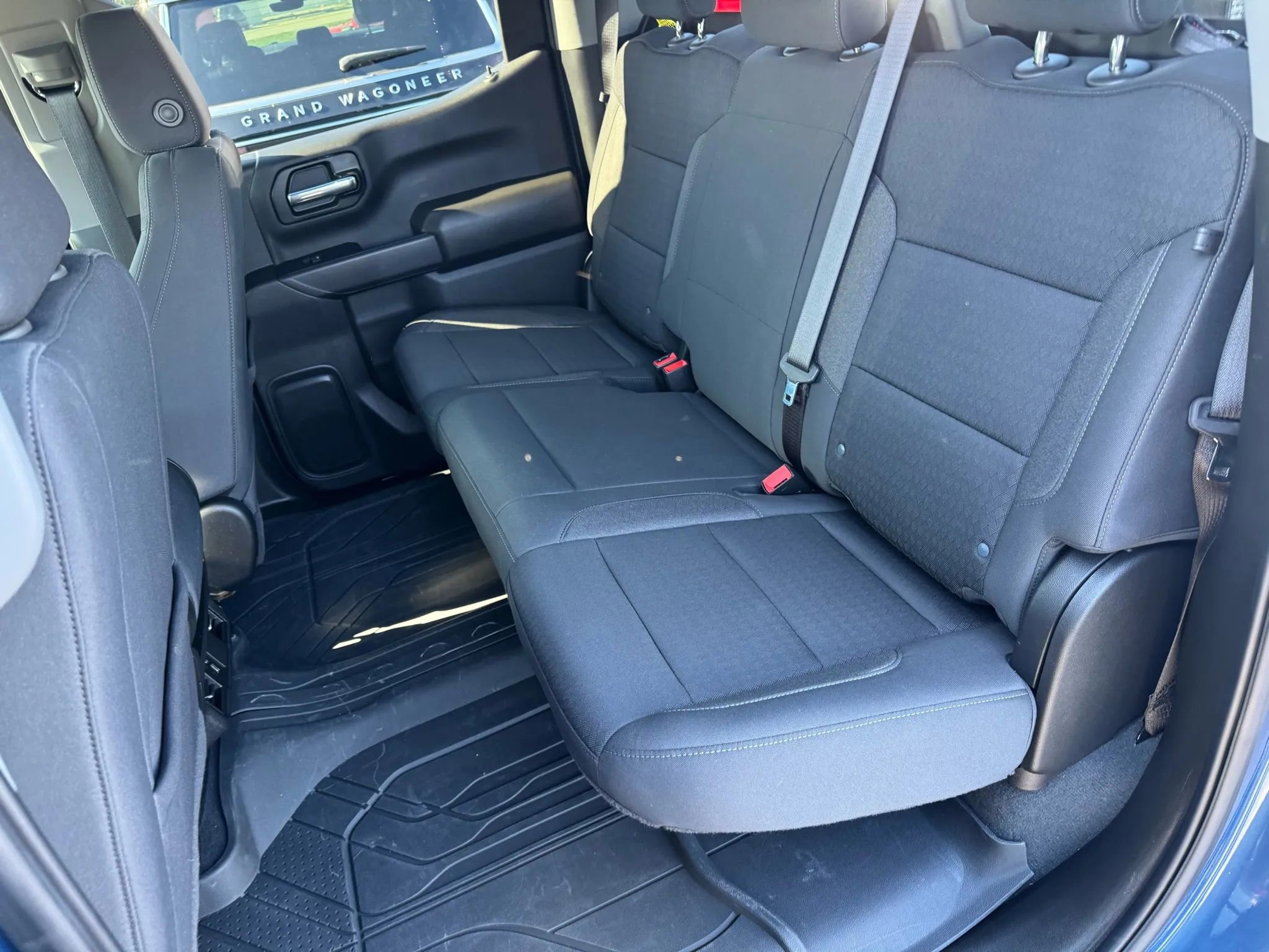 Used 2024 Chevrolet Silverado 1500 Custom image 9