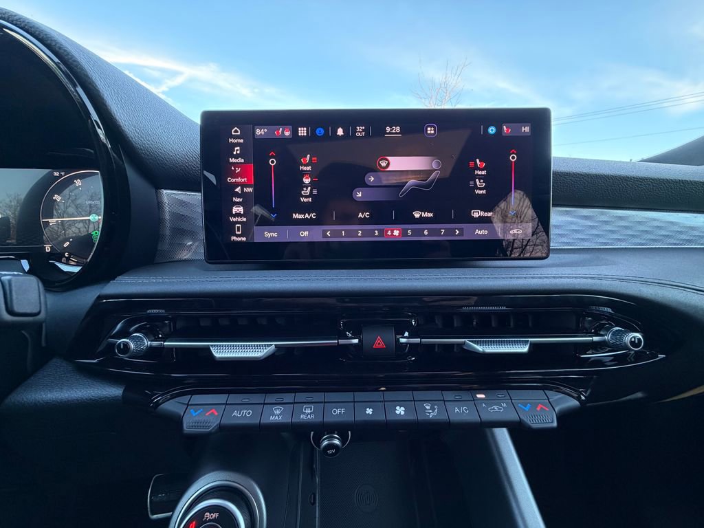 Used 2024 Alfa Romeo Tonale Veloce image 26