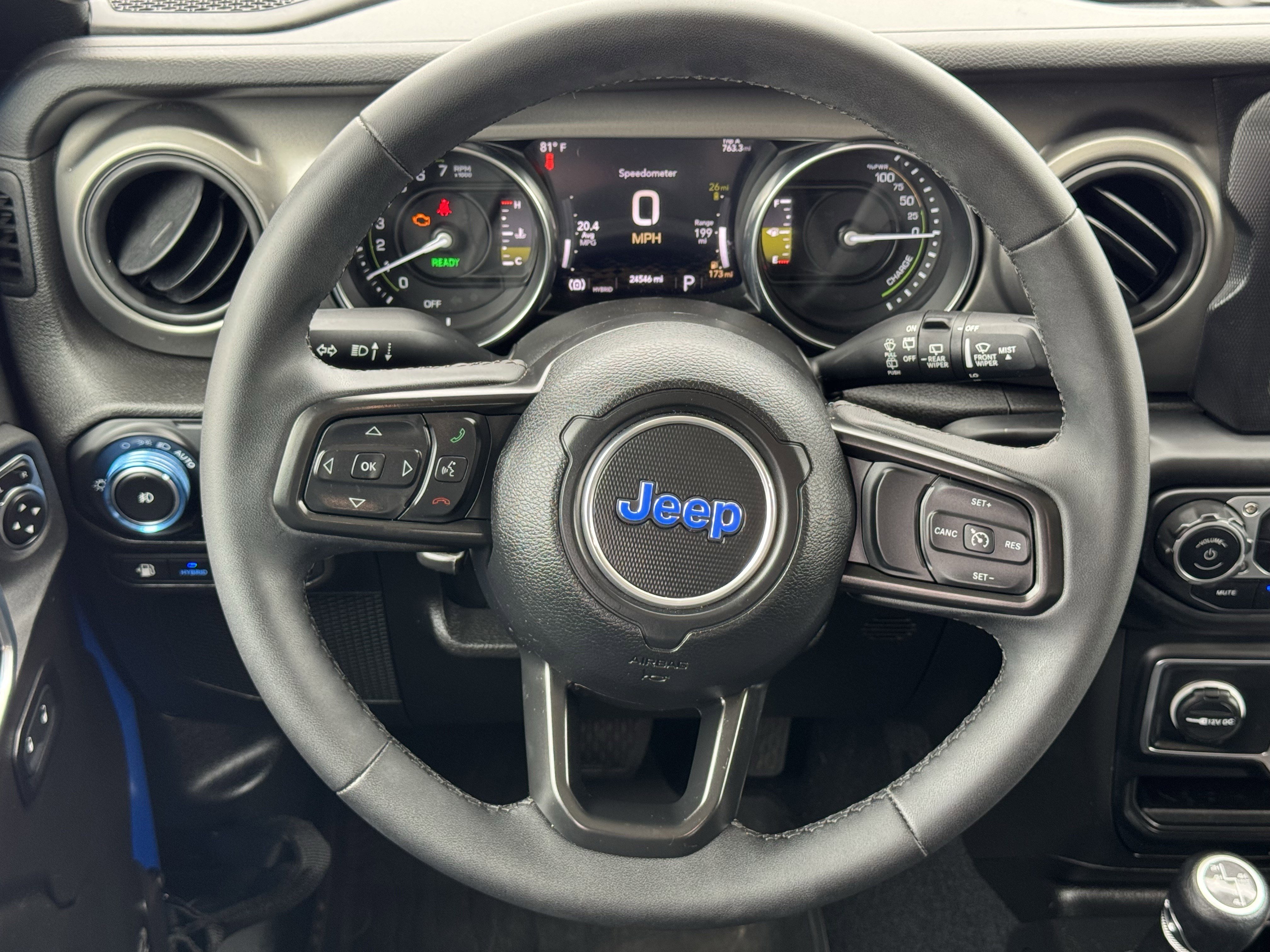 Used 2023 Jeep Wrangler Unlimited w/ Convenience Group AWD/4WD image 16