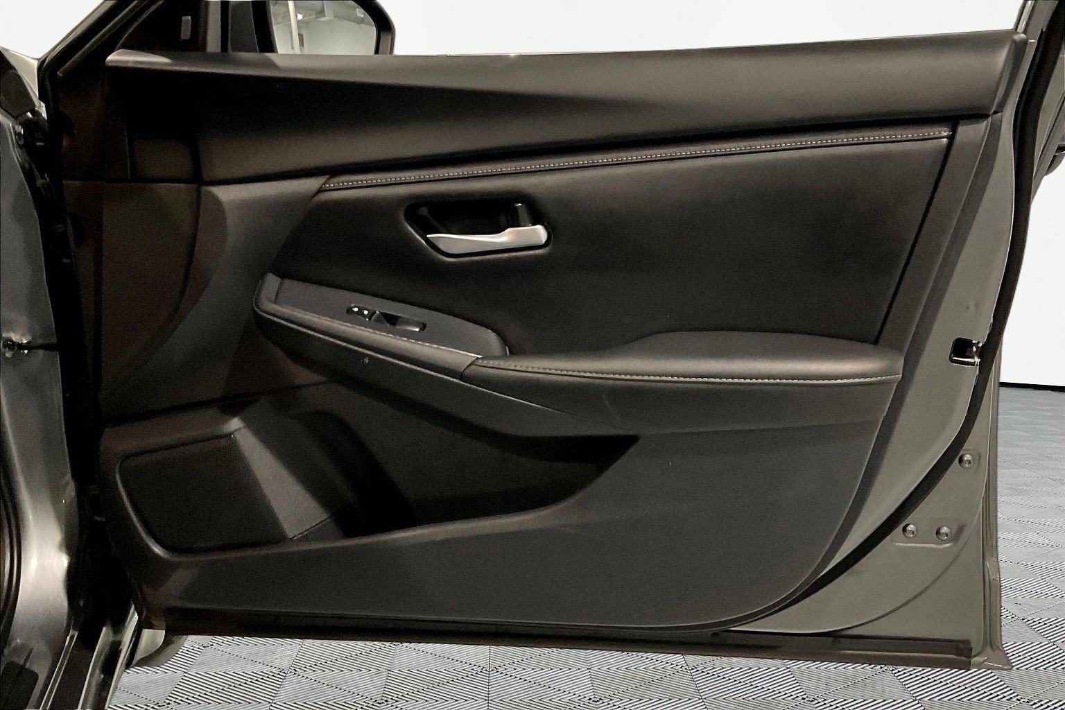 Used 2024 Nissan Sentra SV w/ All-Weather Package FWD image 27