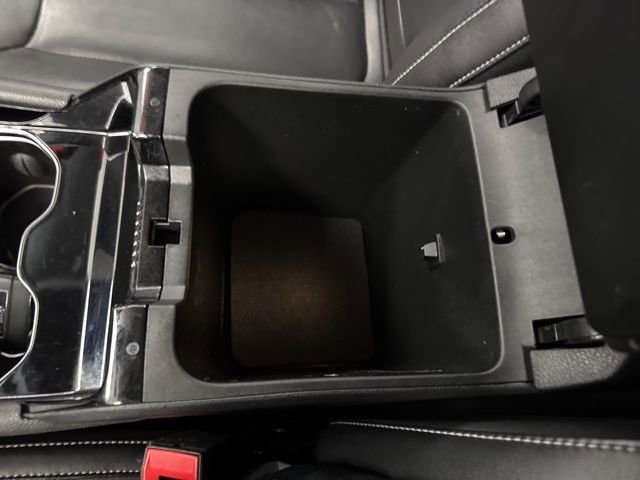 Used 2023 Jeep Grand Cherokee Limited image 47