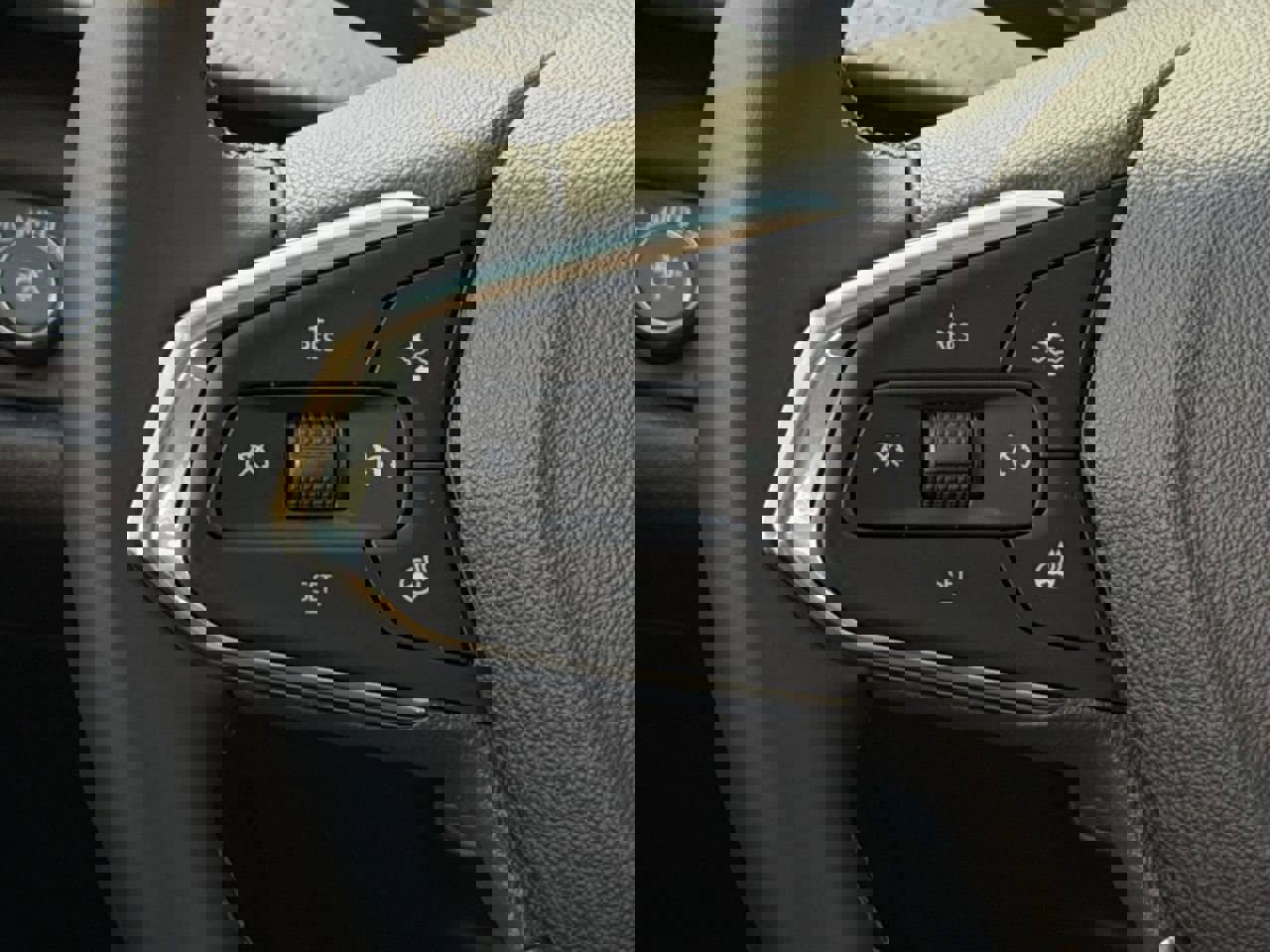 New 2026 Chevrolet Trax LT w/ Driver Confidence Package image 13