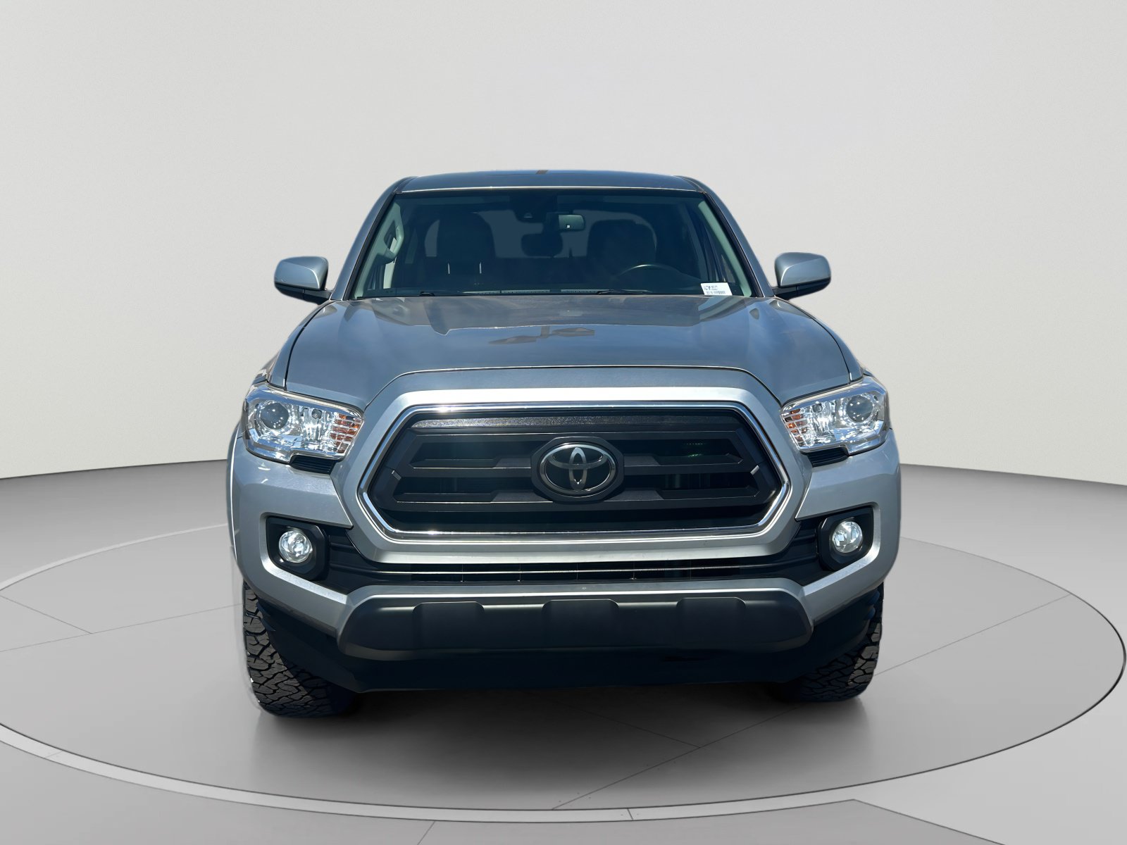 Used 2022 Toyota Tacoma SR5 RWD image 8