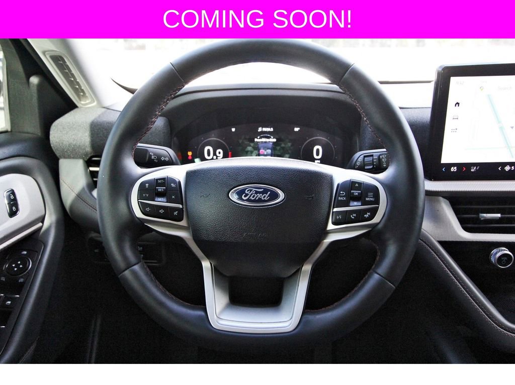 Used 2025 Ford Explorer Active w/ Active Comfort Package image 15