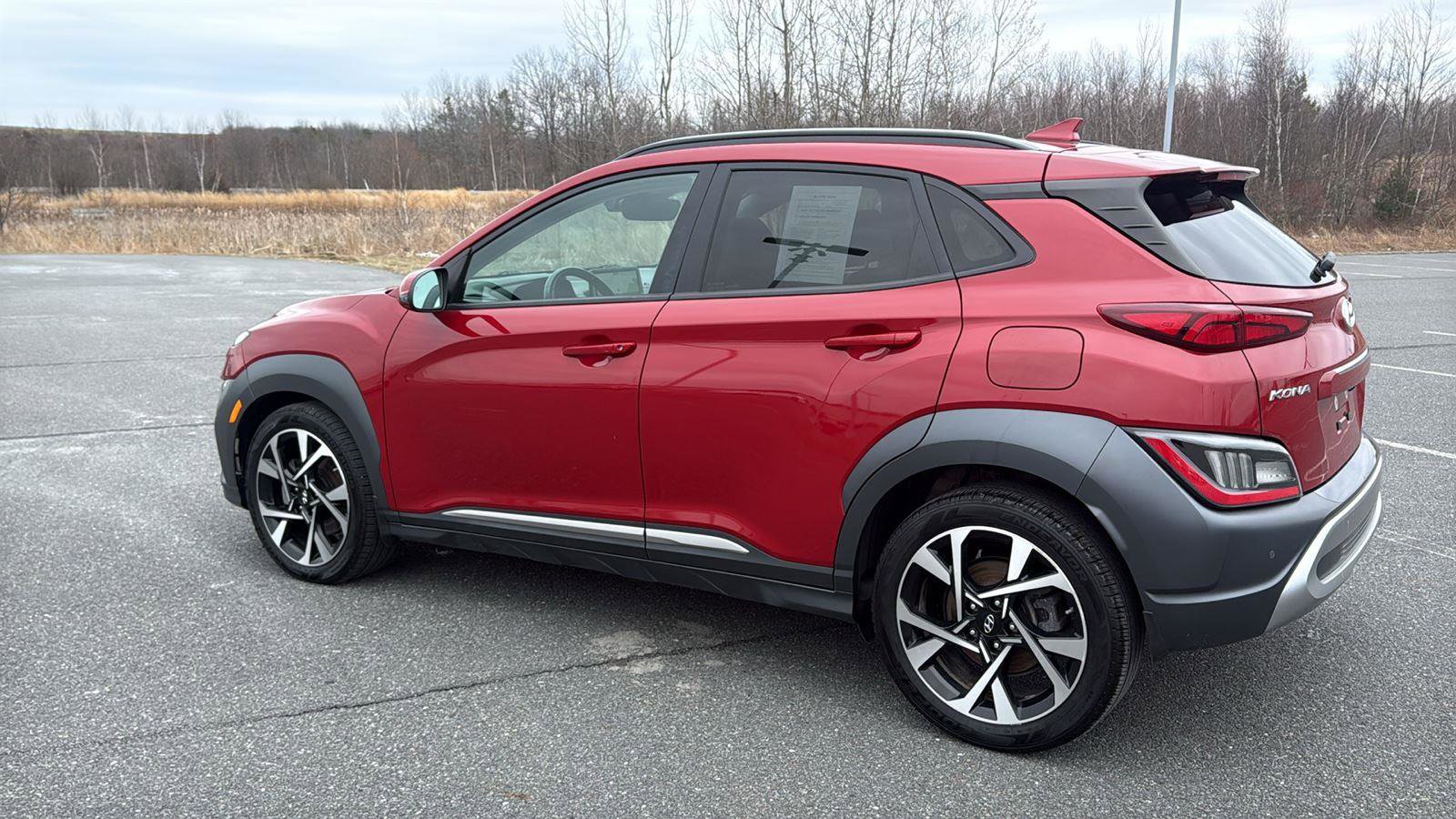 Used 2022 Hyundai Kona Limited image 10