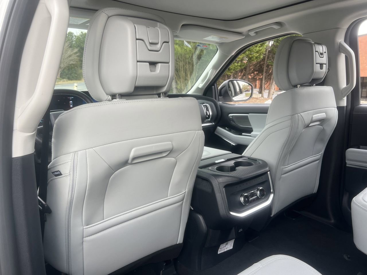New 2026 Ford Expedition Max Platinum AWD/4WD image 19