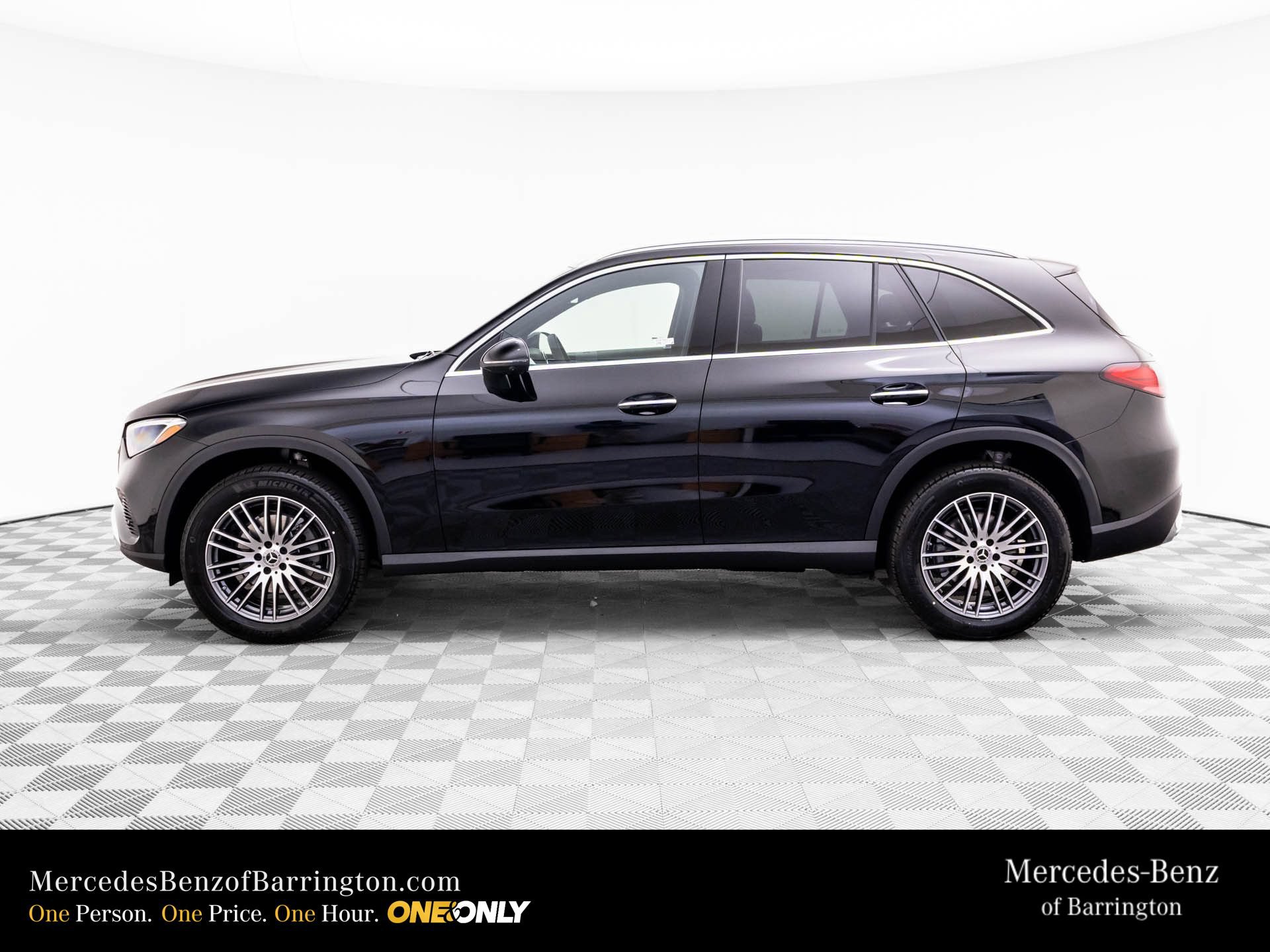 New 2026 Mercedes-Benz GLC 300 4MATIC image 2