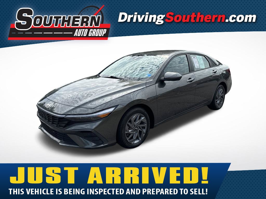 Used 2024 Hyundai Elantra SEL FWD 360° Tour