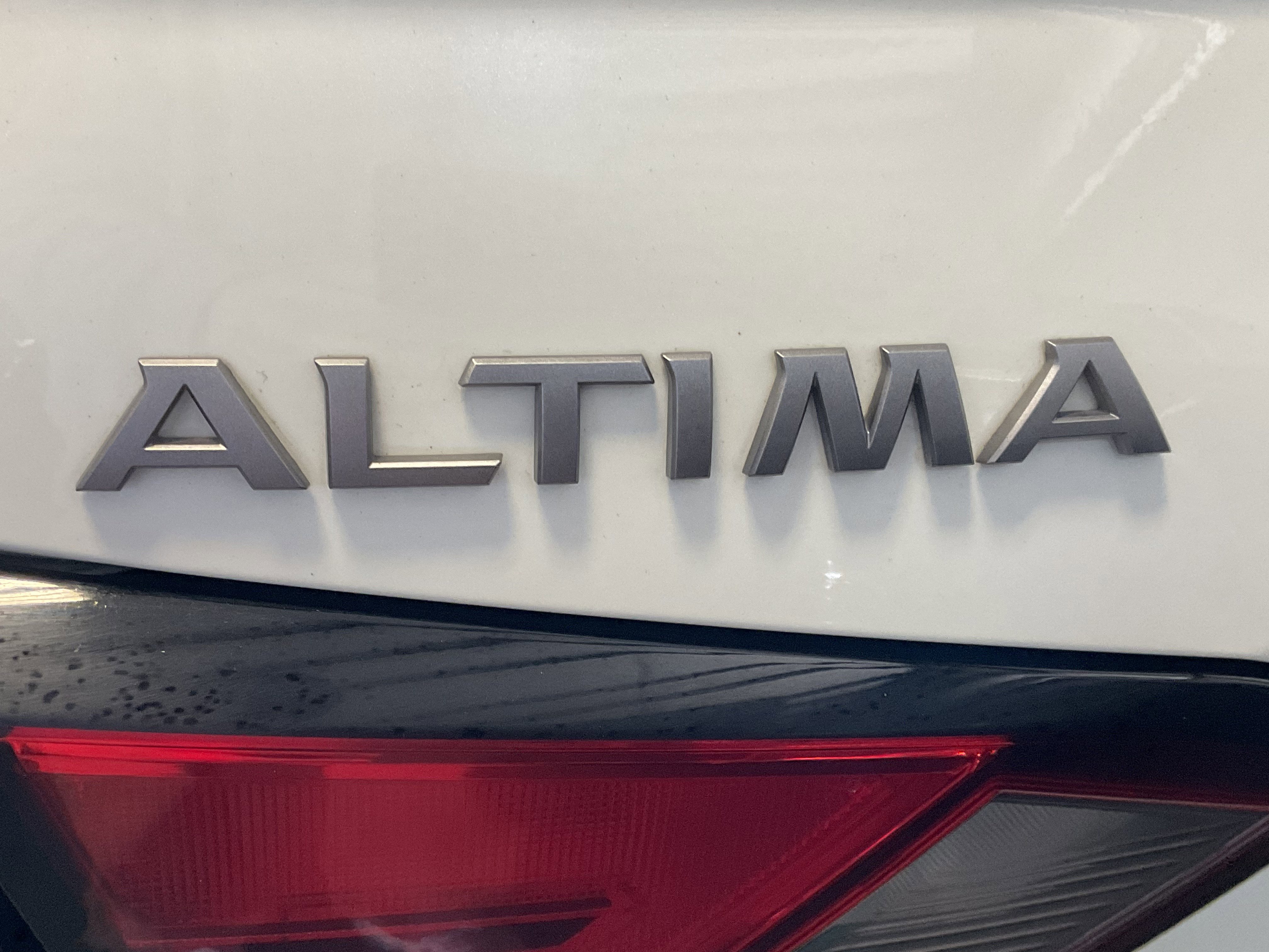 Used 2023 Nissan Altima 2.5 SV w/ SV Premium Package image 7