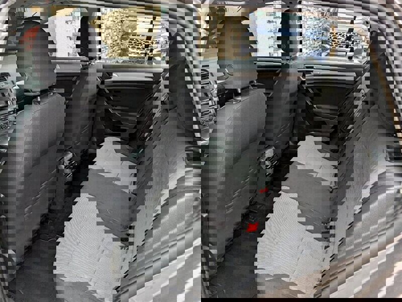 Used 2015 Volkswagen e-Golf Limited Edition image 24