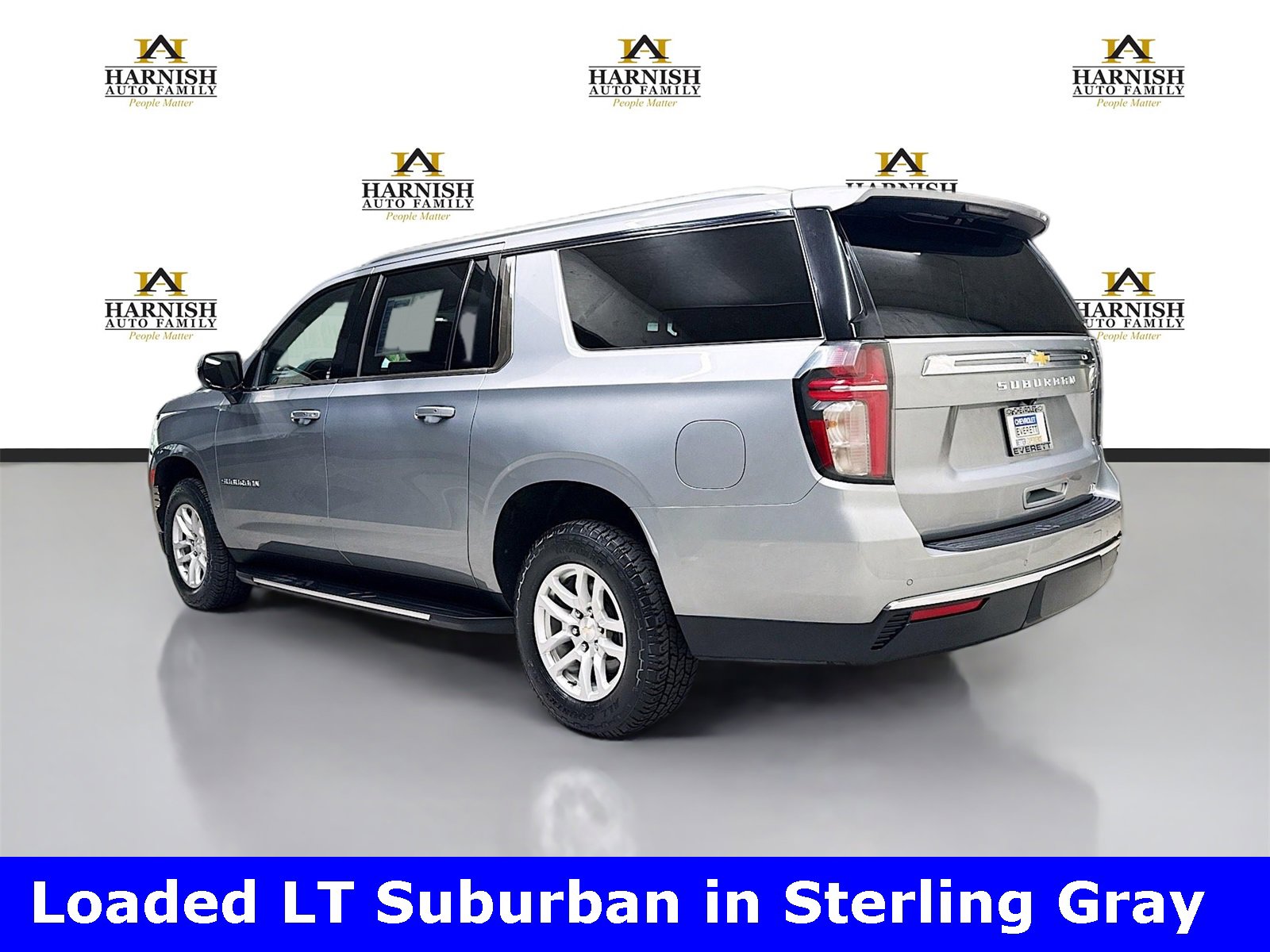 Used 2023 Chevrolet Suburban LT image 7