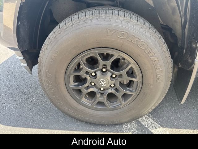 Used 2021 Toyota Tacoma SR5 AWD/4WD image 10
