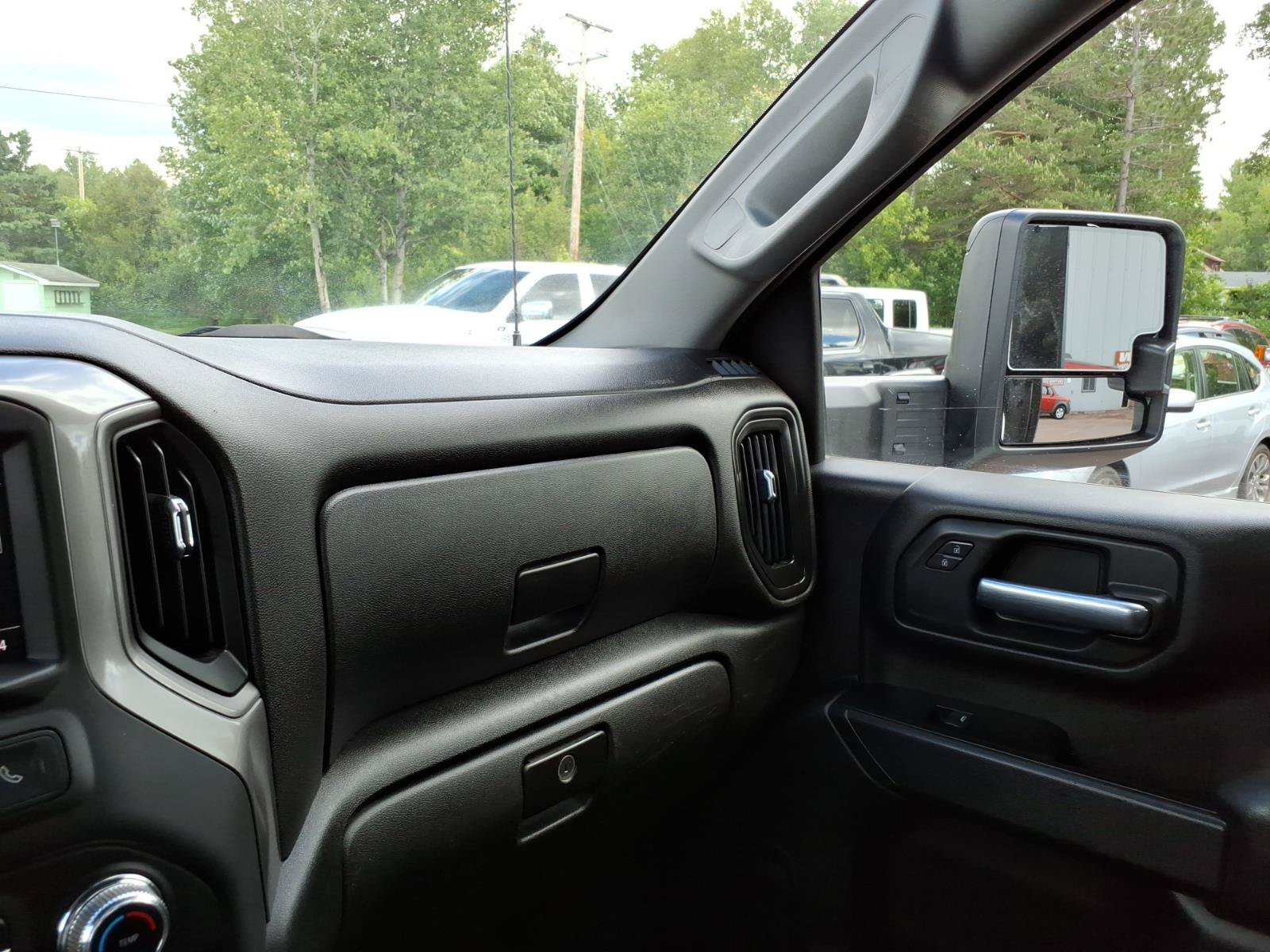 Used 2023 GMC Sierra 3500 Pro w/ Convenience Package AWD/4WD image 18