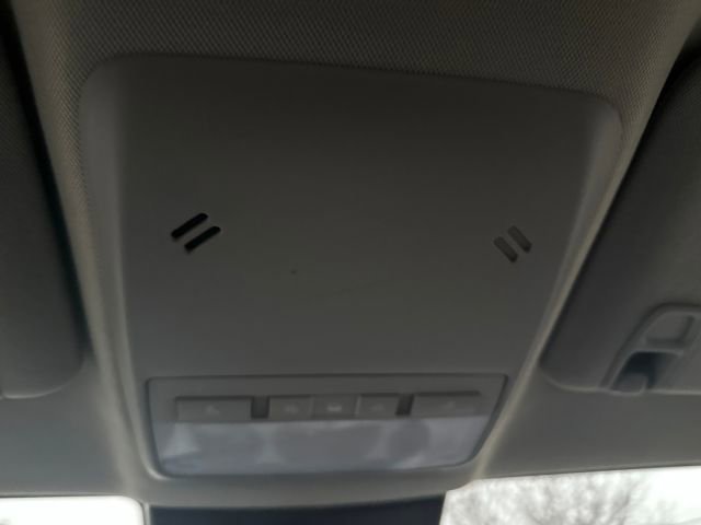 Used 2015 Buick Encore FWD image 32