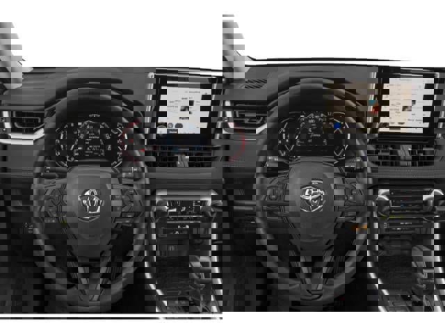 Used 2023 Toyota RAV4 LE FWD image 7