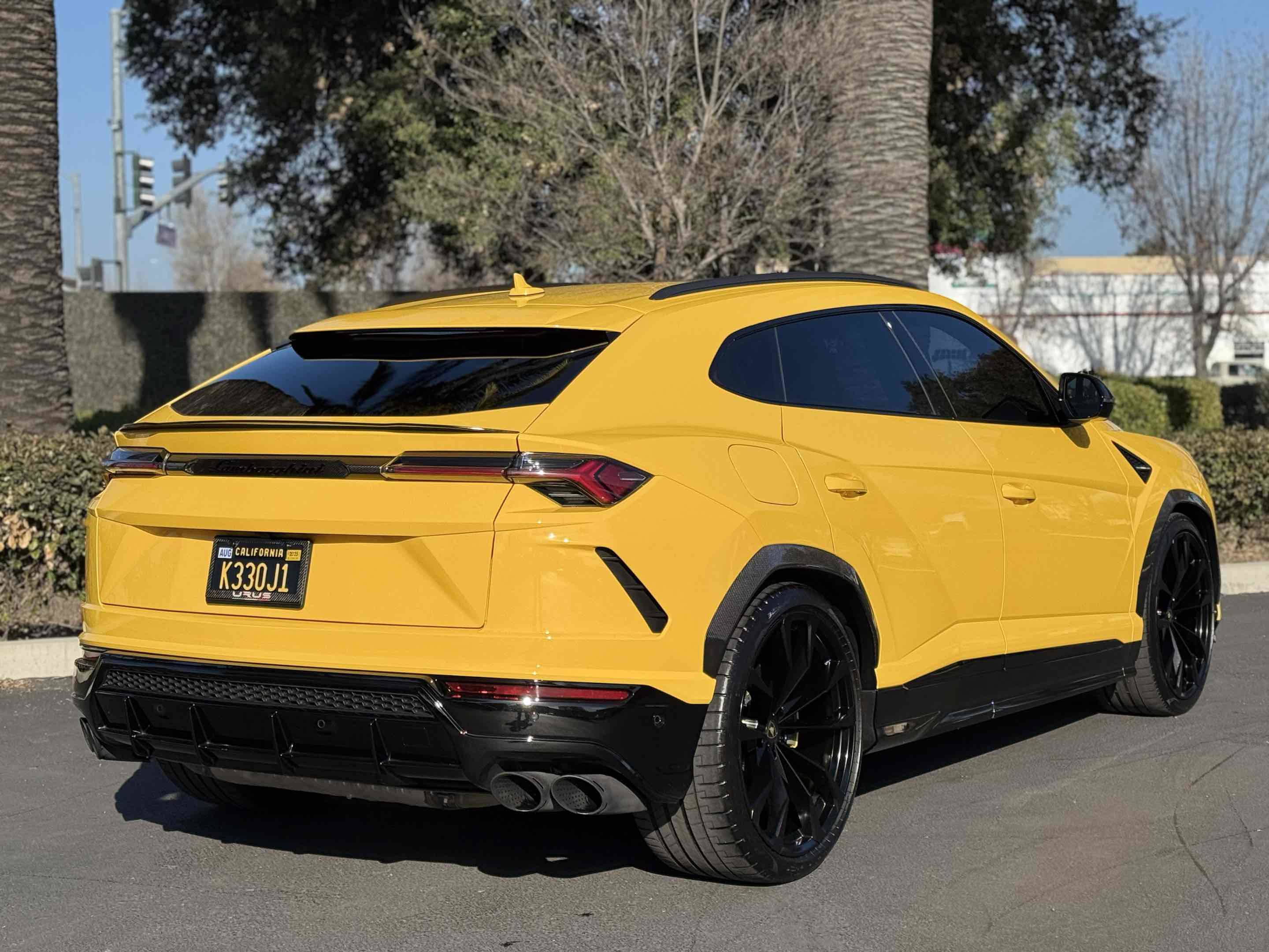 Used 2021 Lamborghini Urus image 19