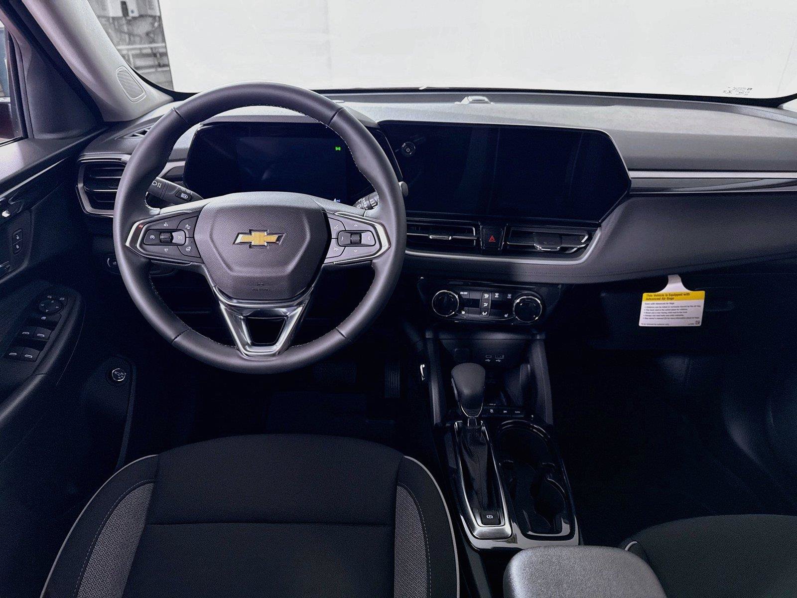 New 2026 Chevrolet TrailBlazer LT w/ Convenience Package AWD/4WD image 2