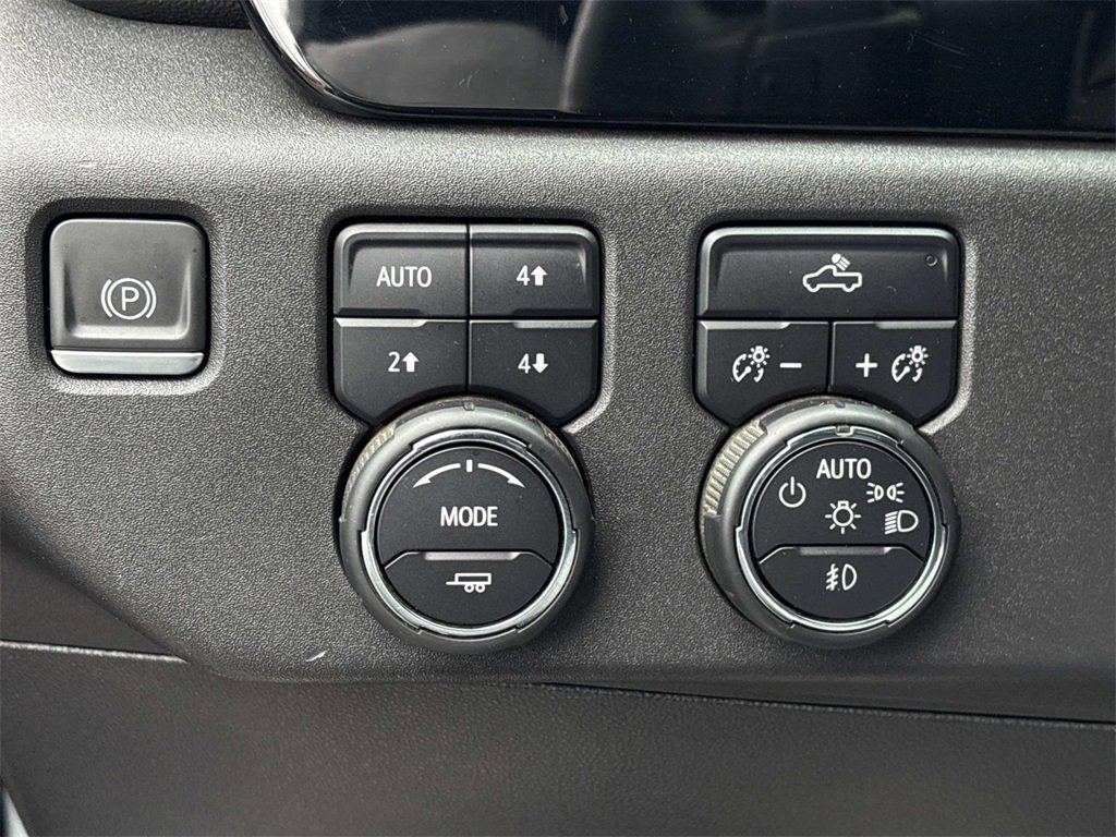 Used 2023 Chevrolet Silverado 1500 LT Trail Boss w/ Protection Package image 28