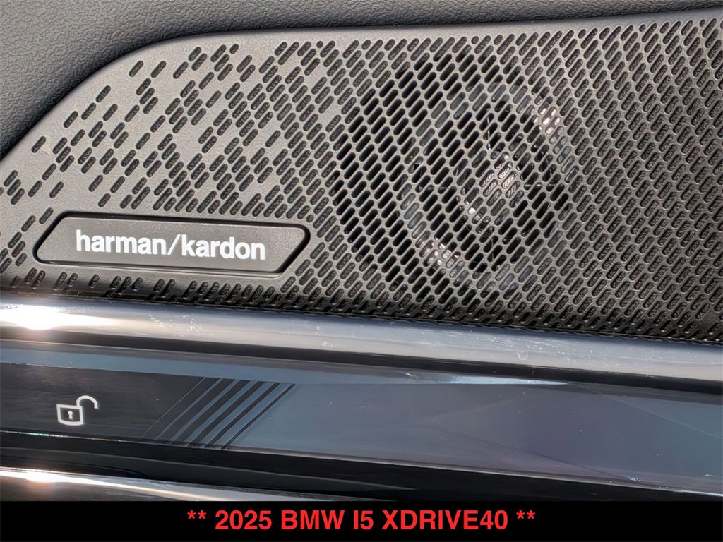 Used 2025 BMW i5 xDrive40 w/ Premium Package image 26