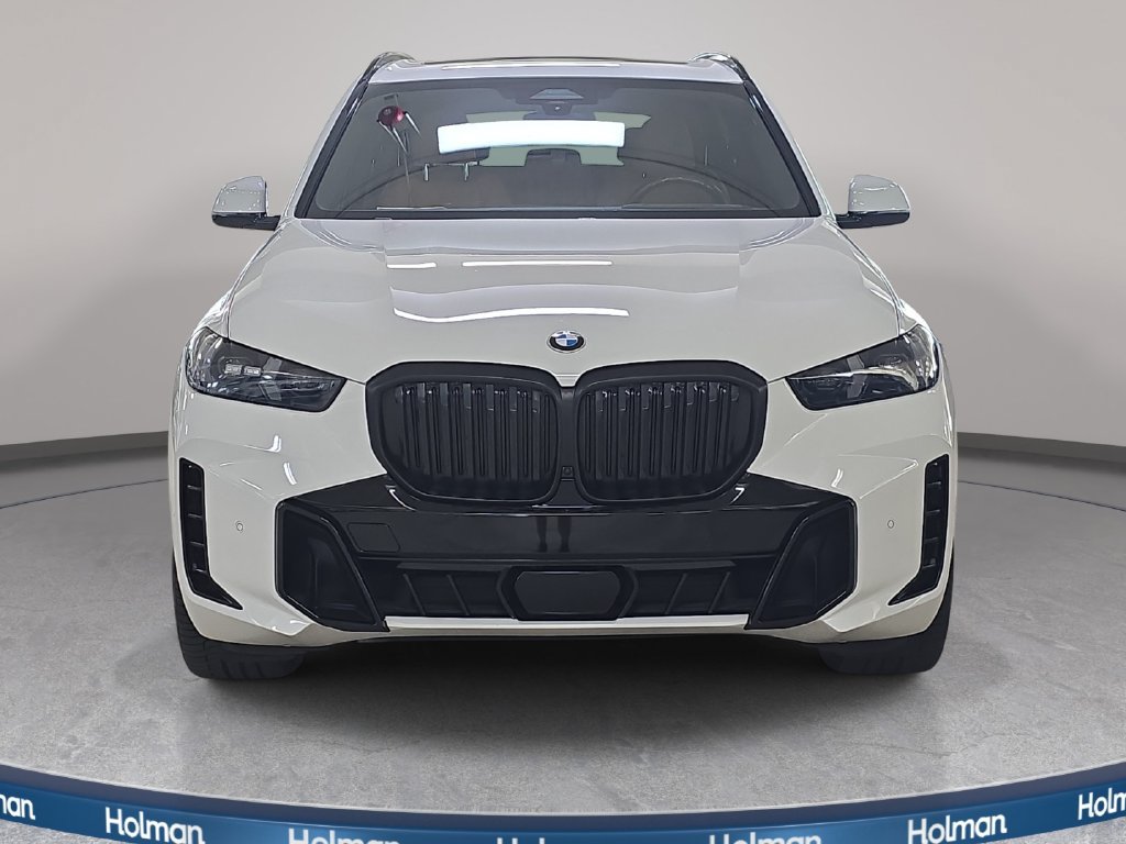 Certified 2024 BMW X5 xDrive40i w/ M Sport Package AWD/4WD image 3