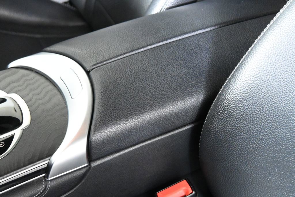 Used 2019 Mercedes-Benz GLC 300 4MATIC image 26