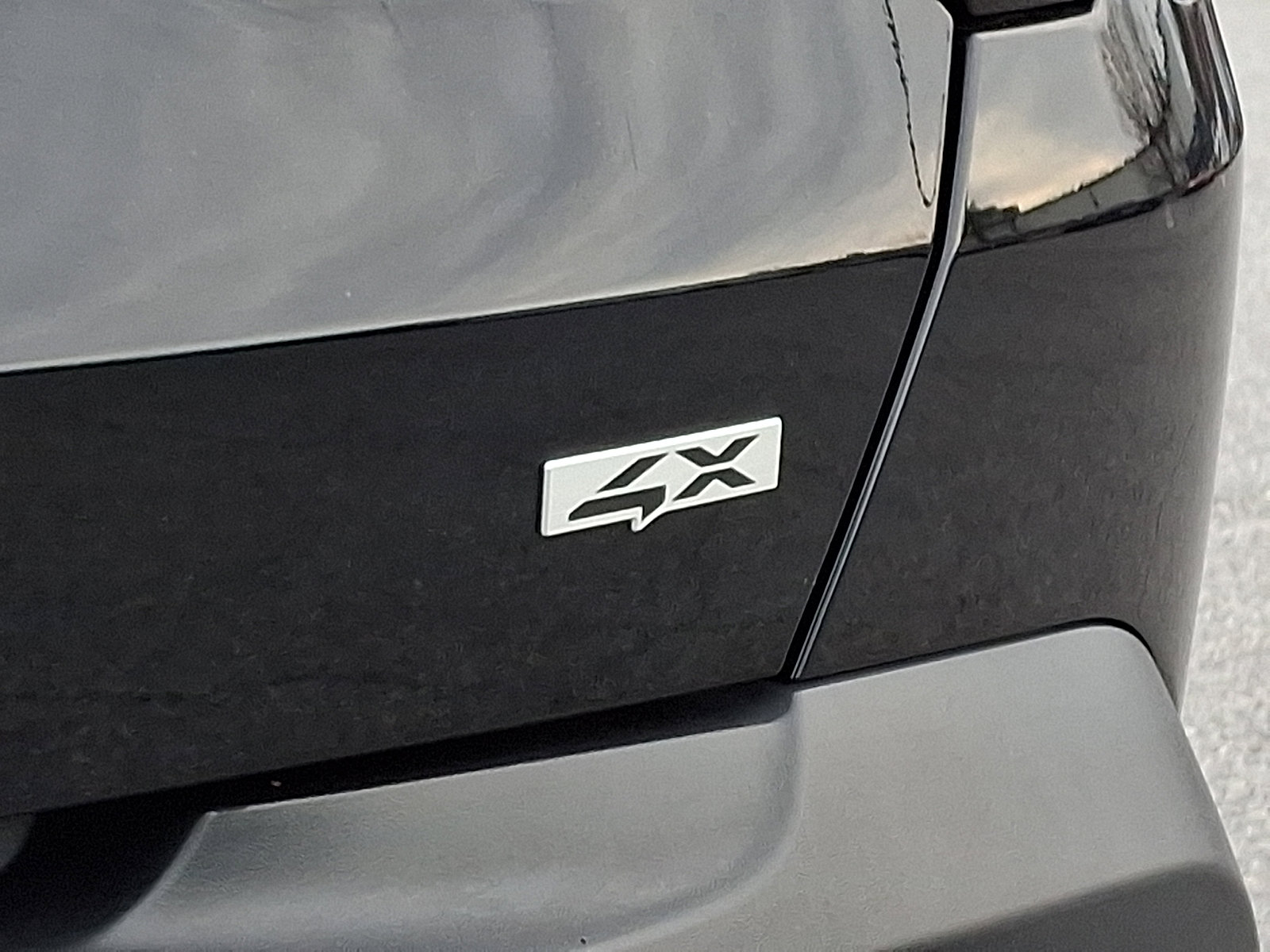 Used 2023 Kia Sorento LX image 29