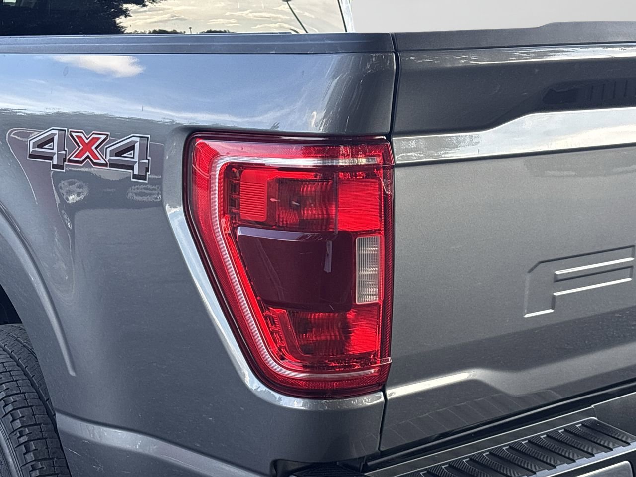 Used 2023 Ford F150 XLT image 7