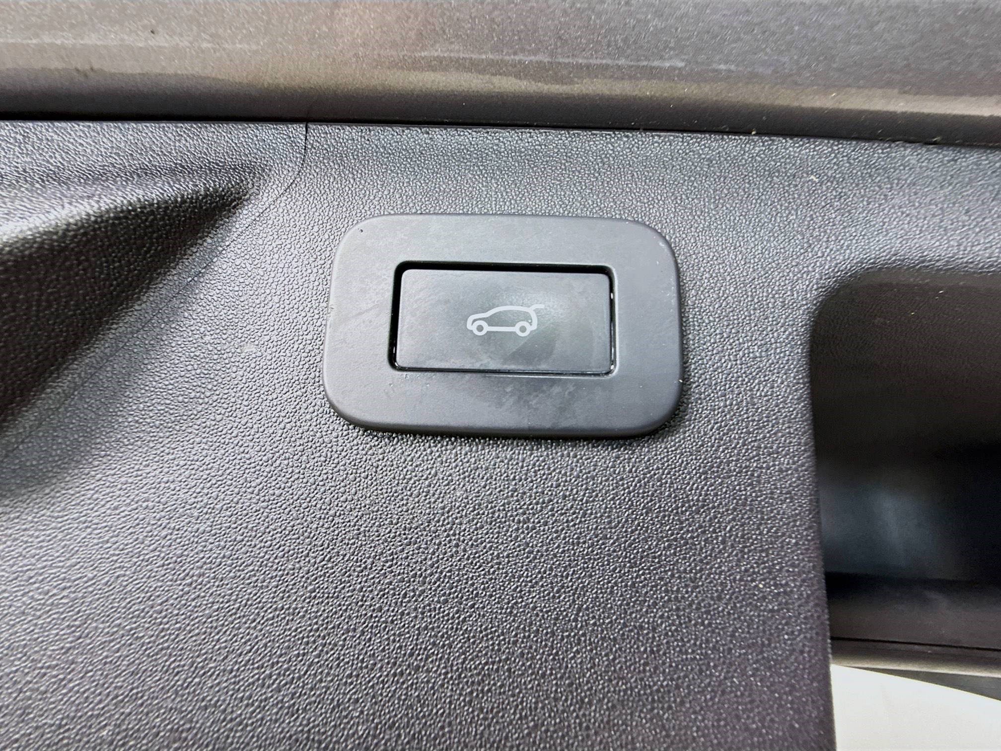 Used 2023 Land Rover Discovery Sport S R-Dynamic image 29