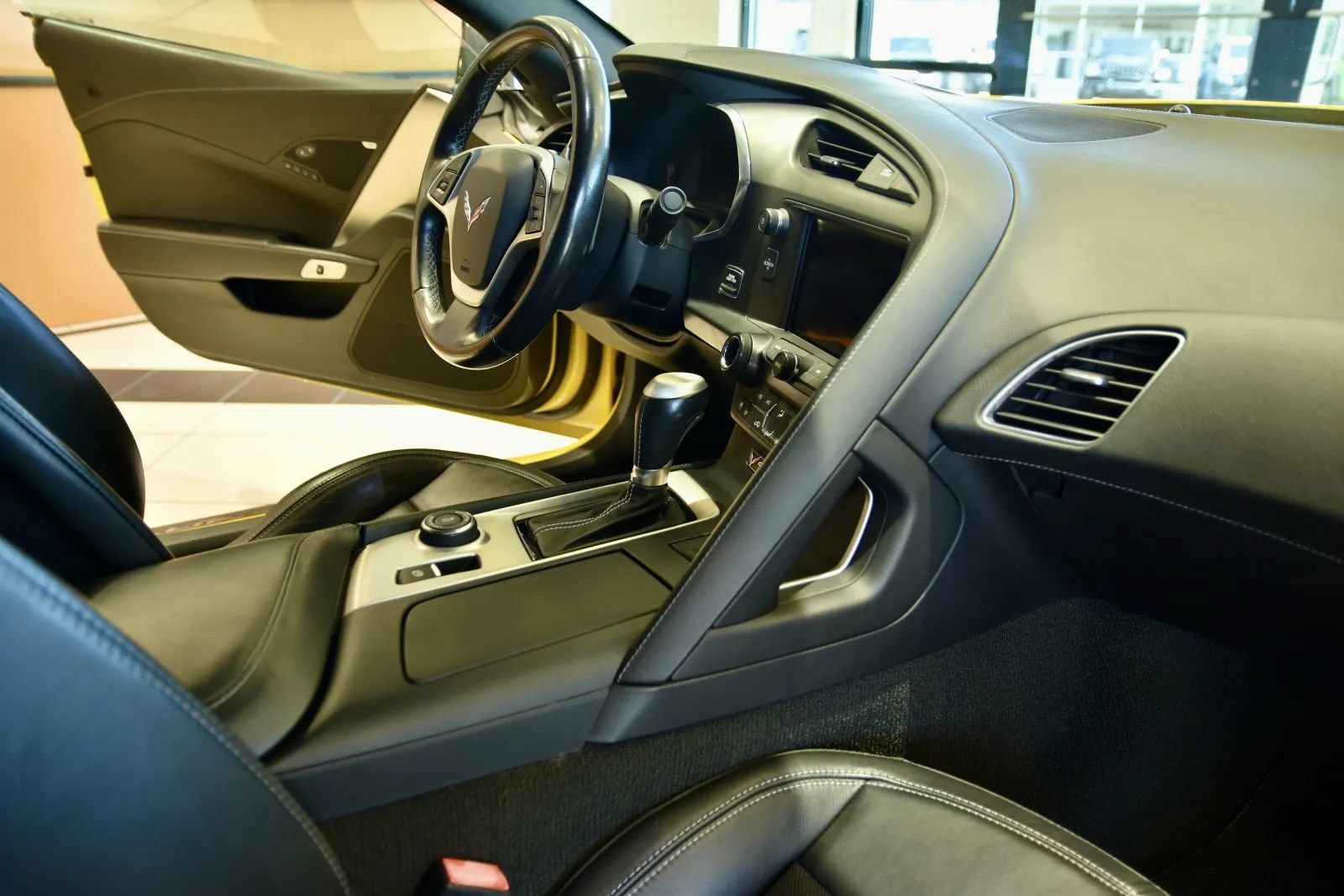 Used 2014 Chevrolet Corvette Stingray Coupe w/ 2LT Preferred Equipment Group RWD image 26