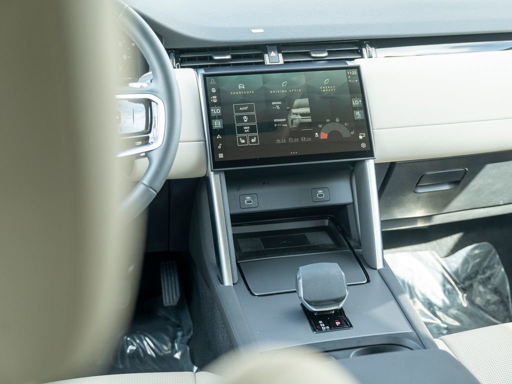 Certified 2025 Land Rover Discovery Sport S AWD/4WD image 20