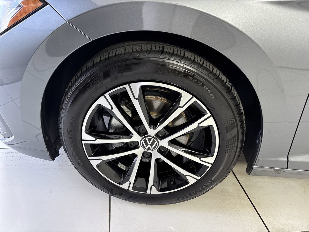 Used 2026 Volkswagen Jetta Sport FWD image 18