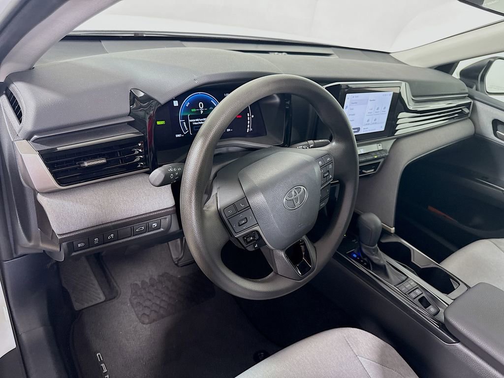 Certified 2025 Toyota Camry LE FWD image 10