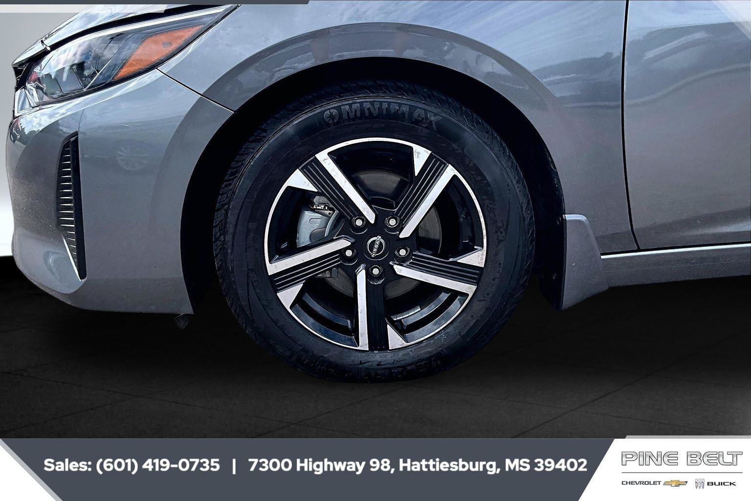 Used 2024 Nissan Sentra SV FWD image 7