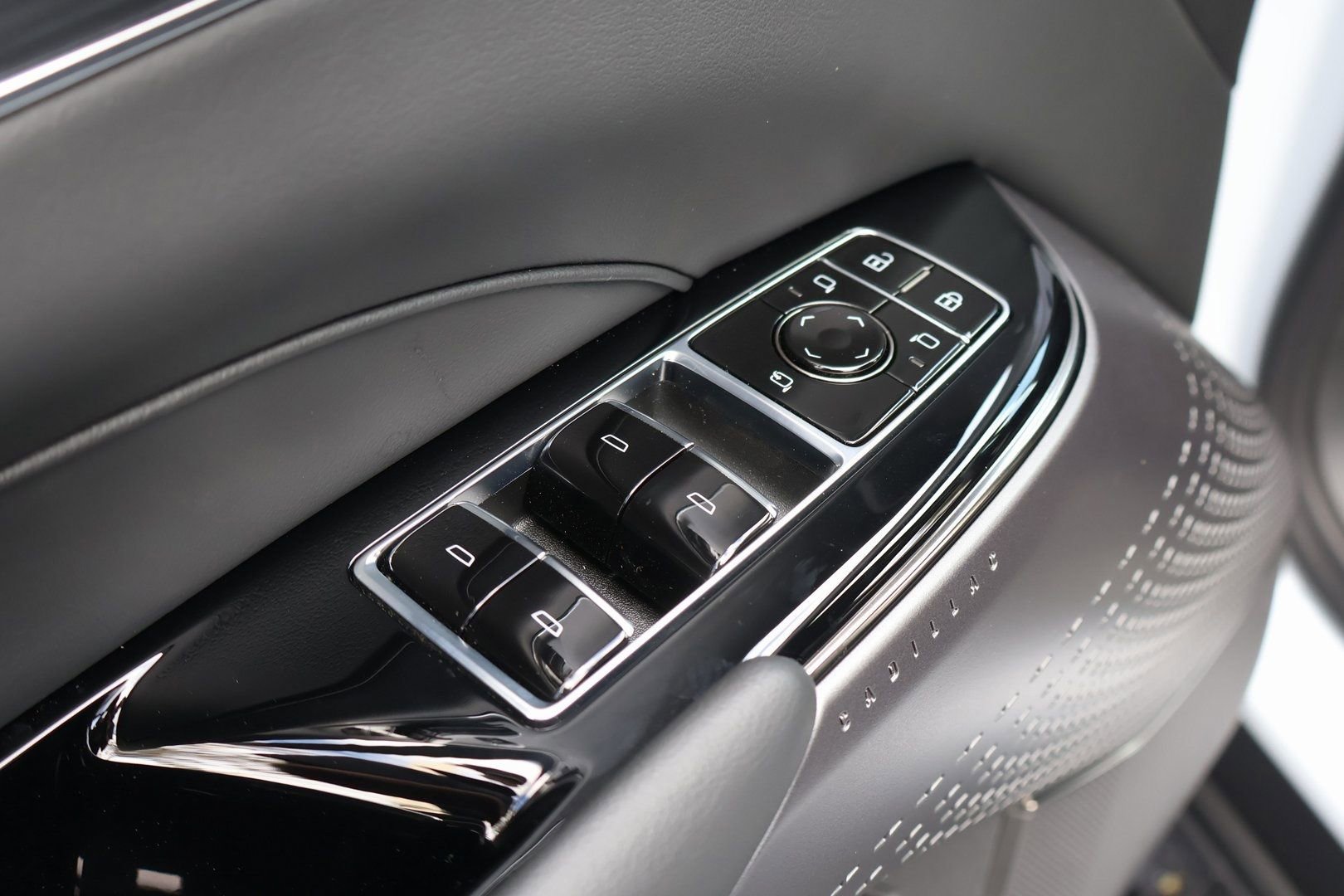 New 2026 Cadillac Lyriq Sport RWD image 2