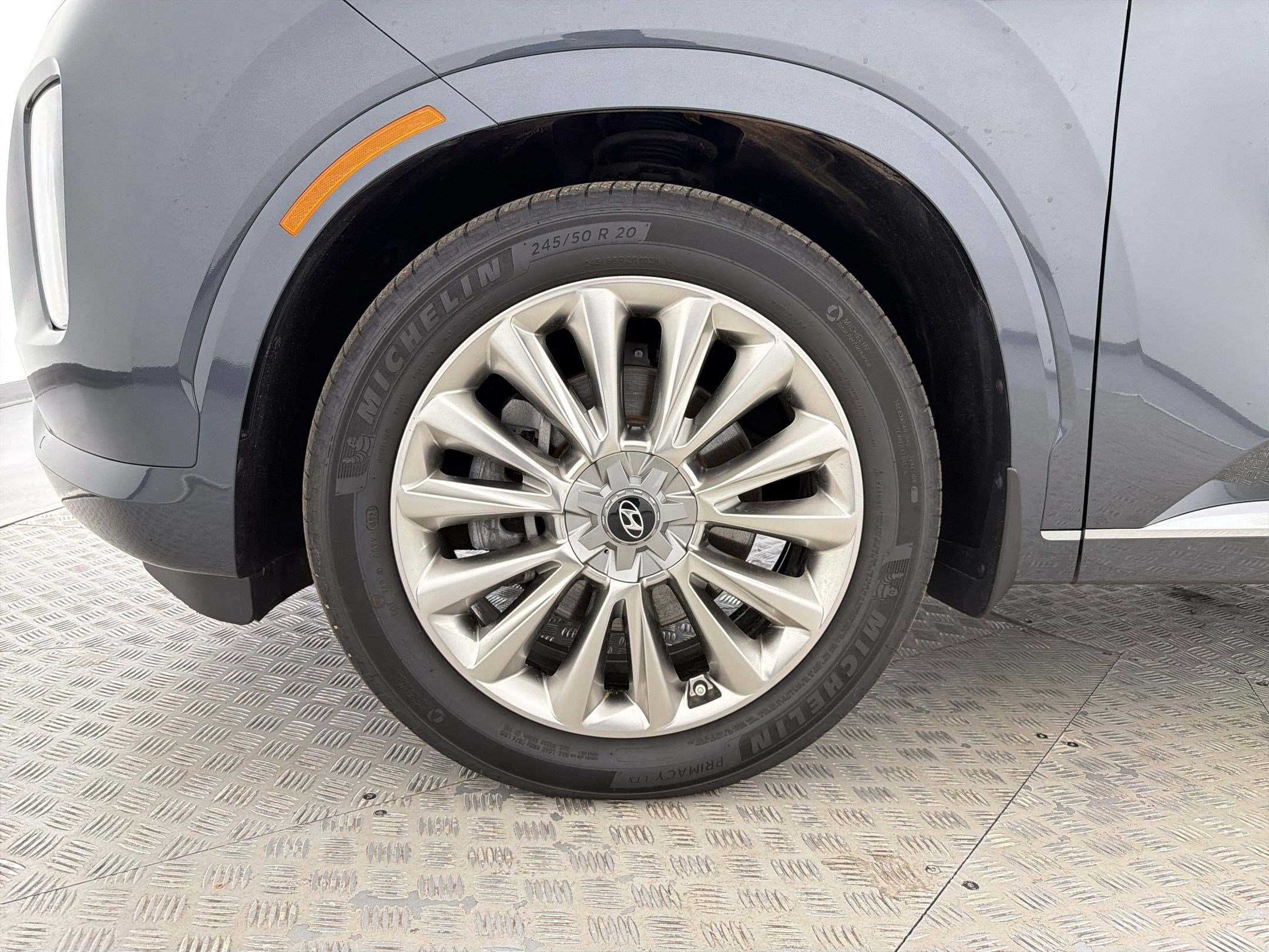 Used 2020 Hyundai Palisade Limited FWD image 11