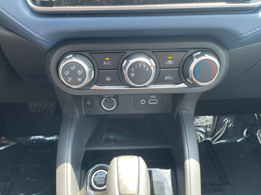 New 2025 Nissan Versa SV w/ Trunk Package FWD image 26