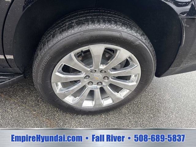 Used 2023 Chevrolet Tahoe Premier w/ Premium Package 2 AWD/4WD image 14