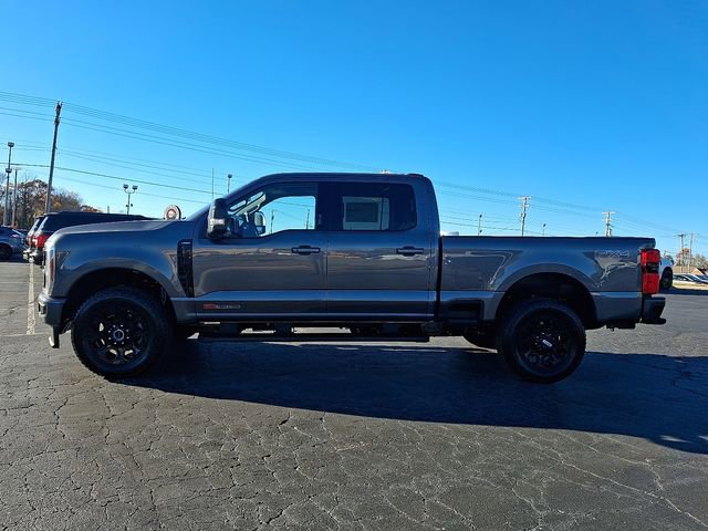New 2026 Ford F250 Lariat w/ Black Appearance Package image 4