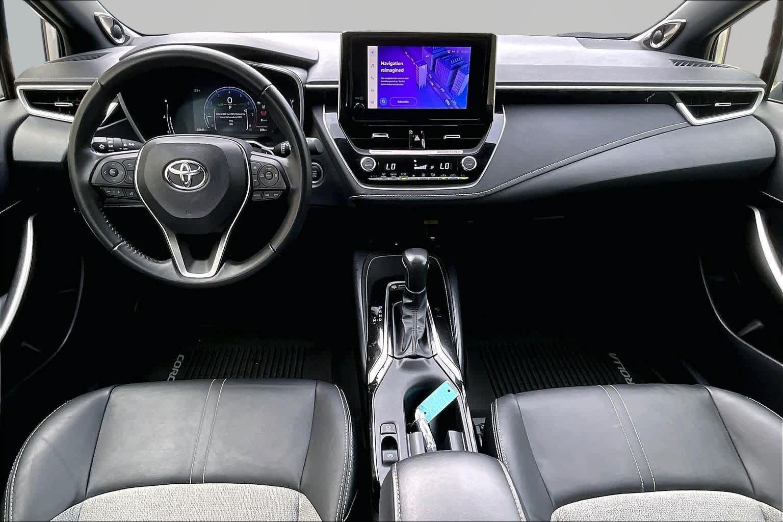 Used 2023 Toyota Corolla XSE FWD image 16