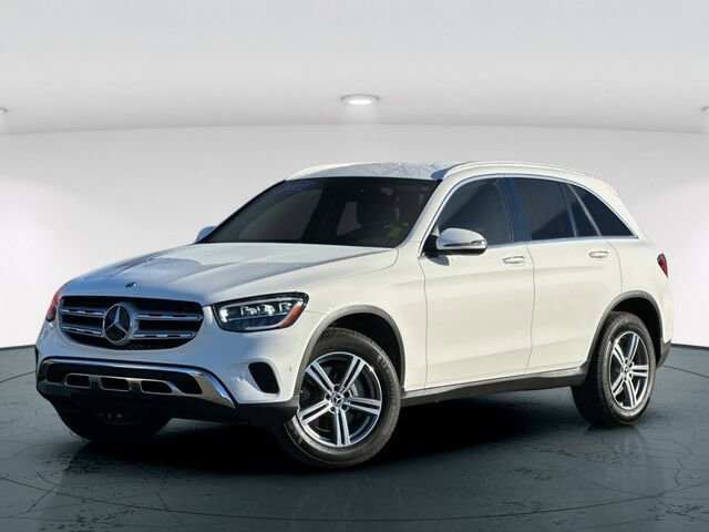 Used 2022 Mercedes-Benz GLC 300 w/ Multimedia Package Lite image 2