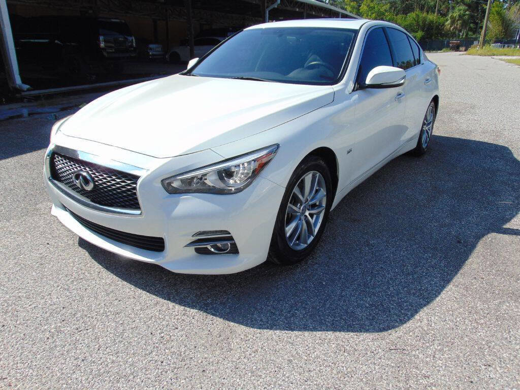 Used 2017 INFINITI Q50 3.0t Premium image 4