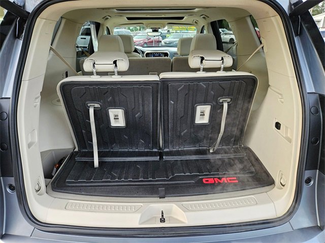 Used 2021 GMC Acadia Denali w/ GMC Pro Grade Package image 10