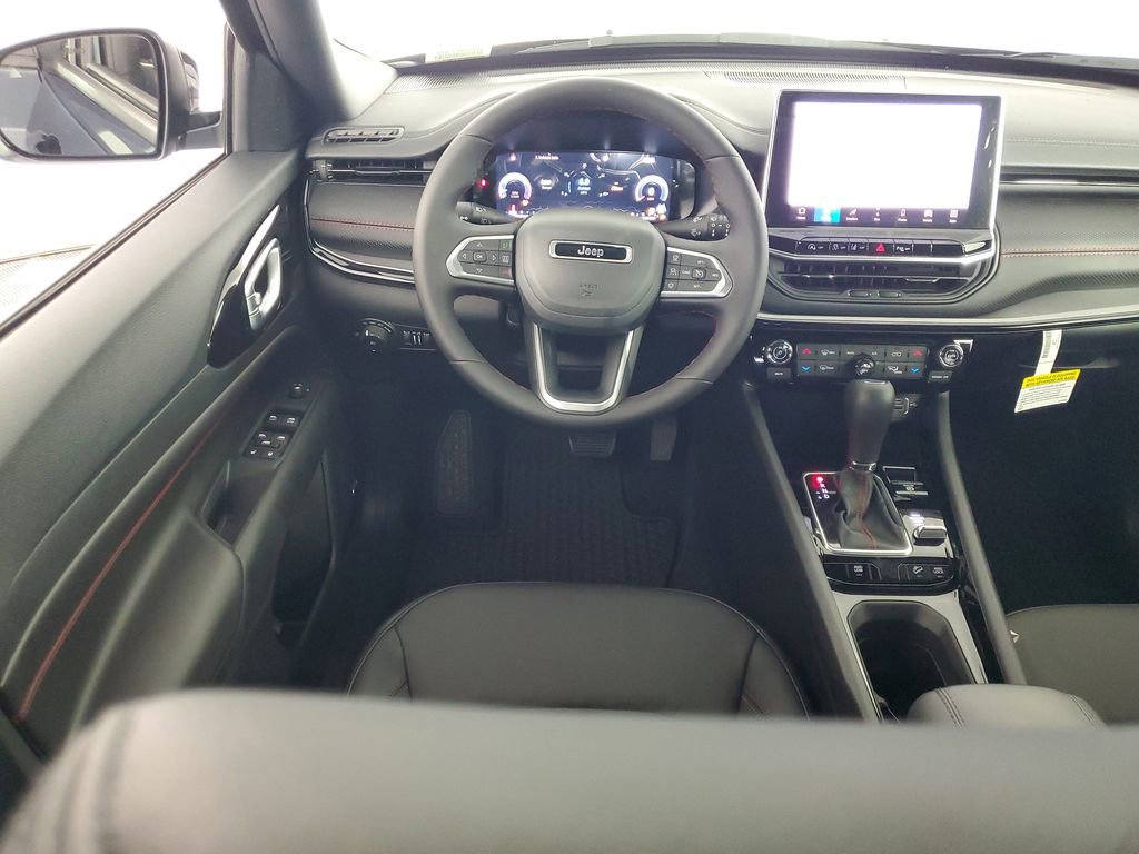 New 2026 Jeep Compass Trailhawk w/ Sun, Sound & Navigation Group image 15