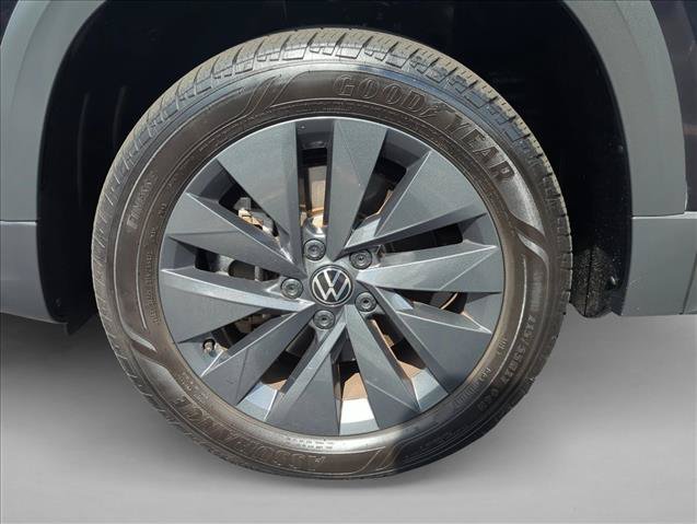 Used 2024 Volkswagen Taos S FWD image 15