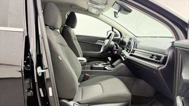 Used 2024 Kia Sportage LX image 20