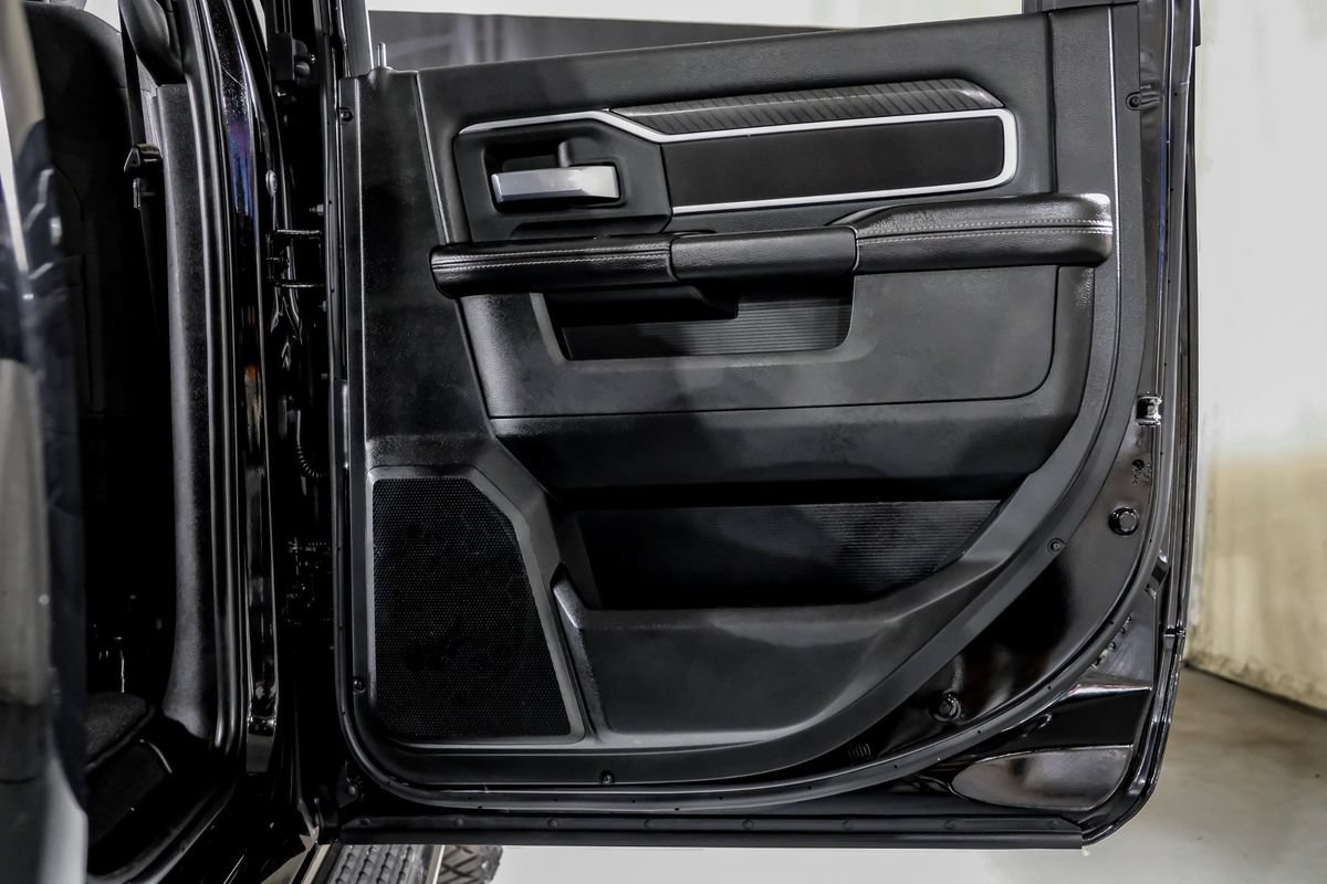 Used 2025 RAM 2500 Big Horn AWD/4WD image 37