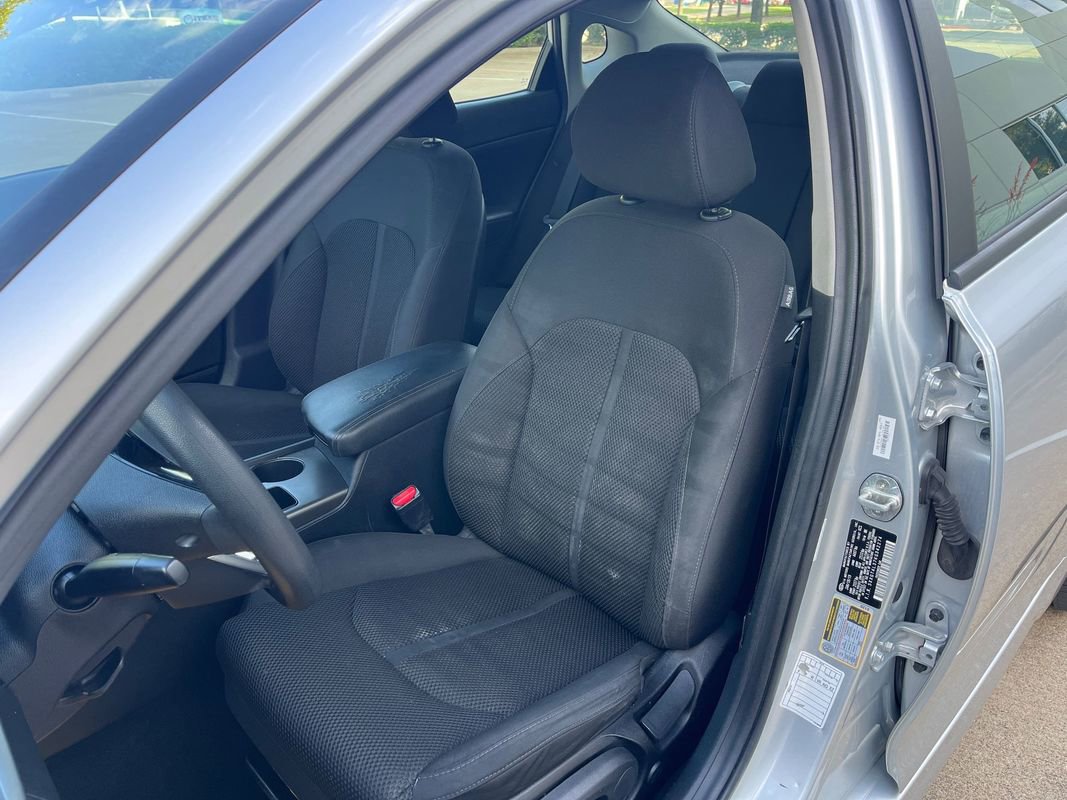 Used 2019 Kia Optima LX FWD image 14