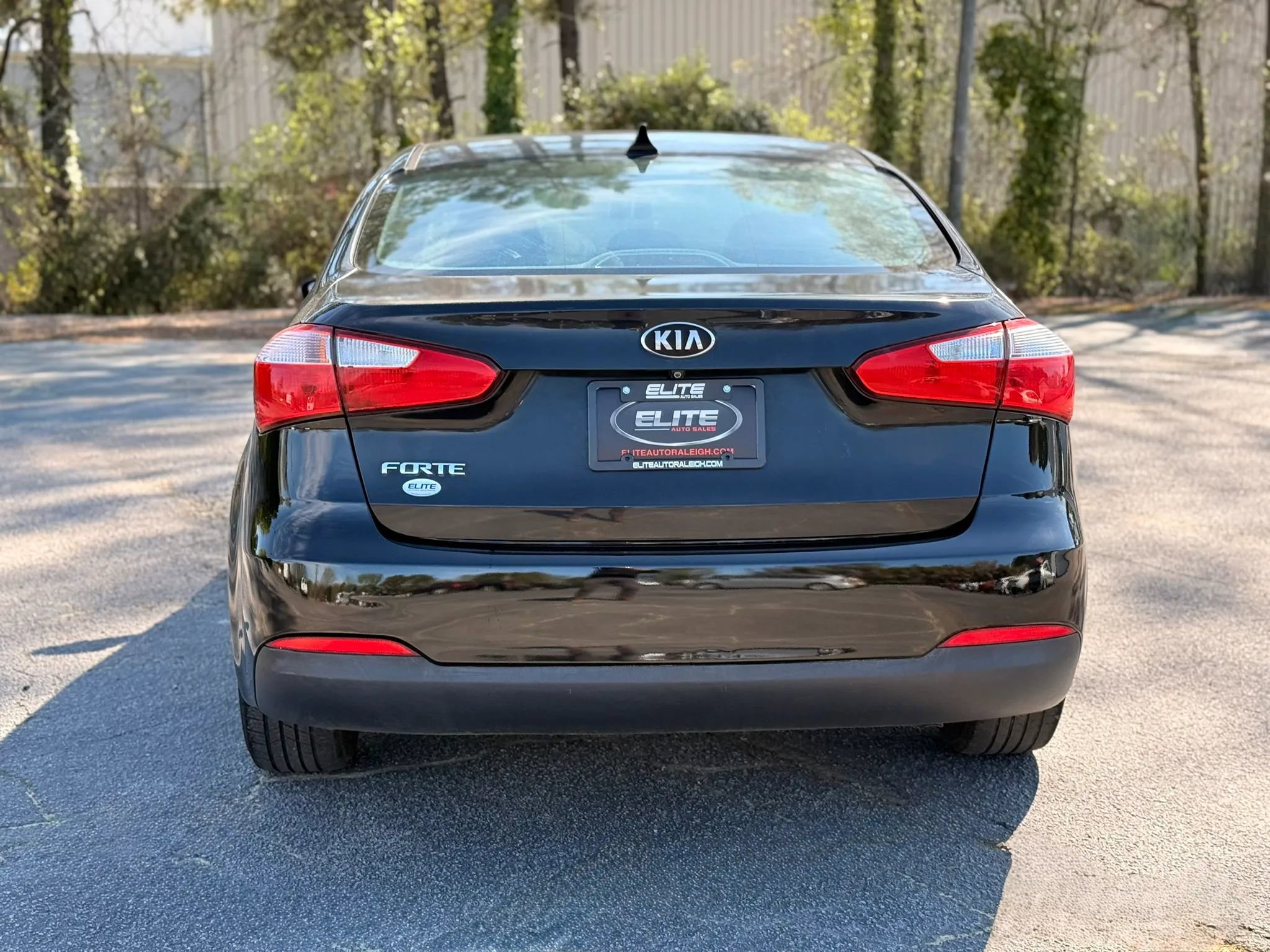 Used 2016 Kia Forte LX w/ LX Popular Plus Package image 6